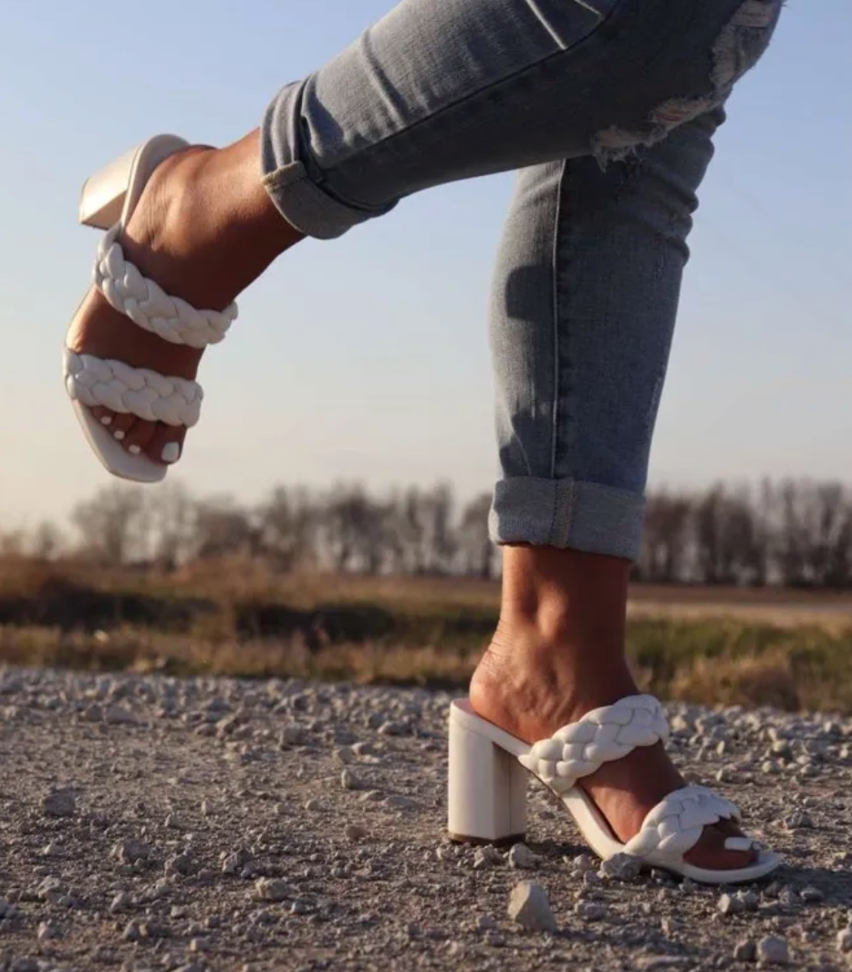 Ava Heels
