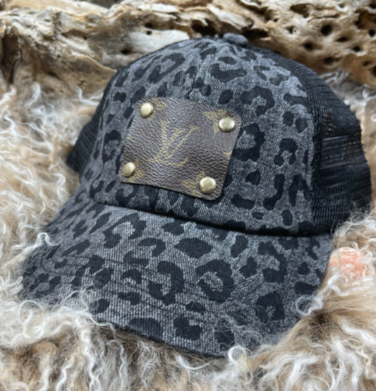 Black Cheetah LV Baseball Hat